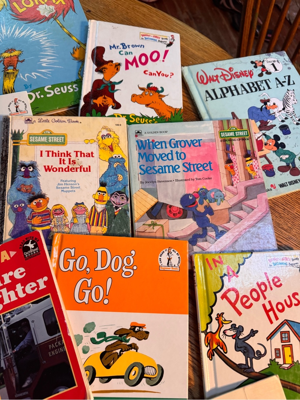Vintage Lot  kids books and few vintage puzzles Dr. Seuss golden books etc - Picture 3 of 8